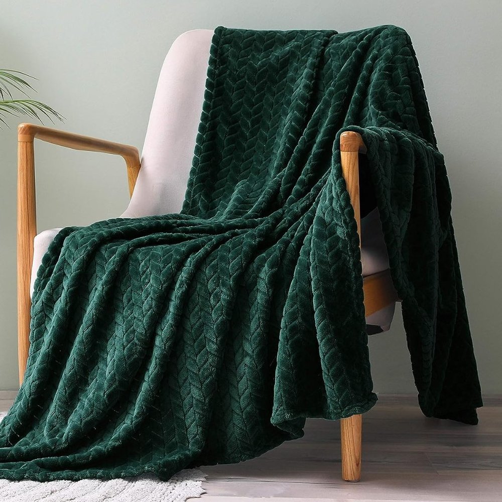 Textured Dark Forest Green Soft Velvety Plush Leaves Blanket Chair Couch Throw